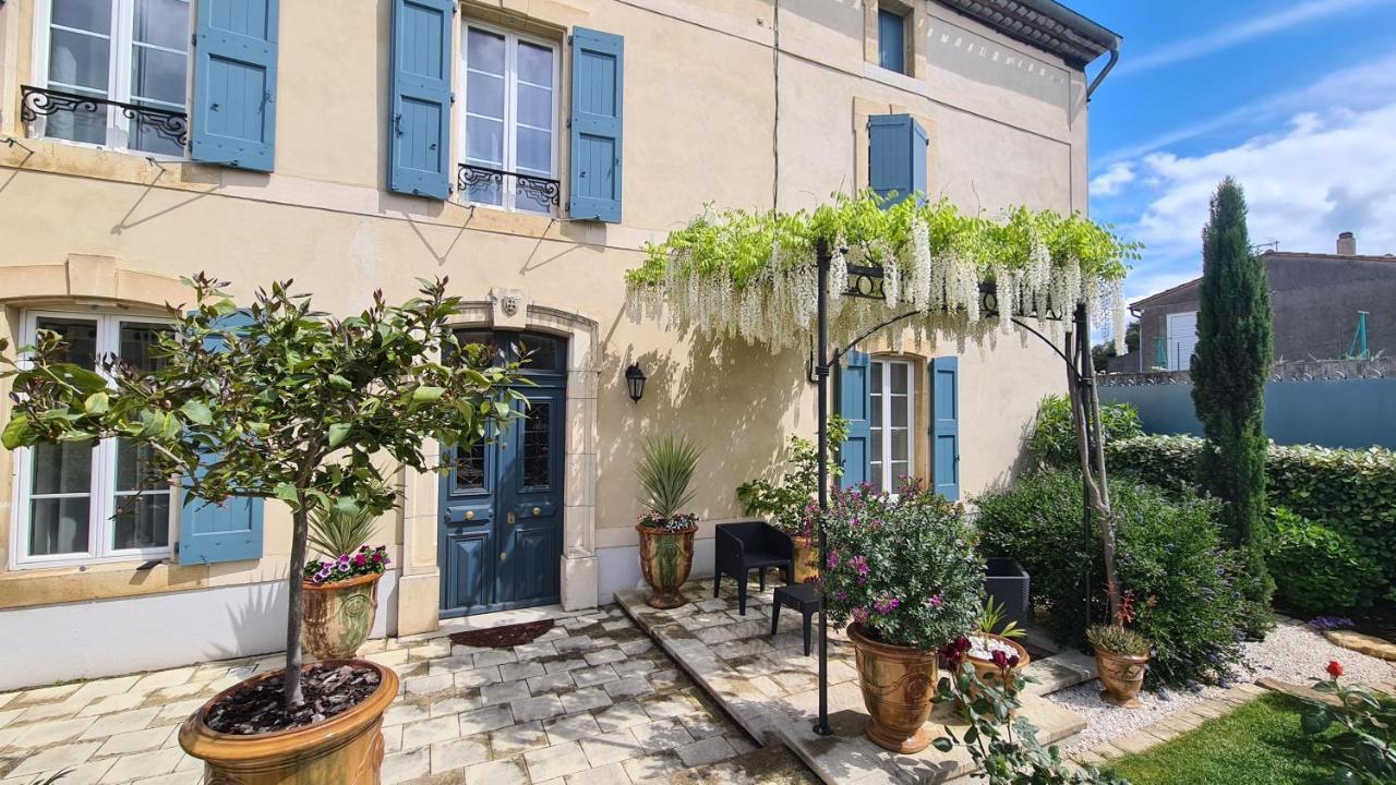 La Glycine Blanche Hotel Pomas Eksteriør billede