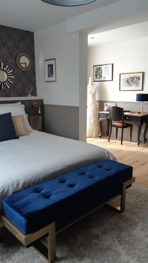 La Glycine Blanche Hotel Pomas Eksteriør billede